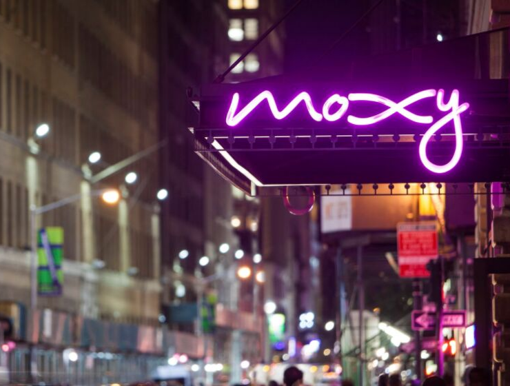 Moxy- A New York Bar That'll Take Your Breath Away_1