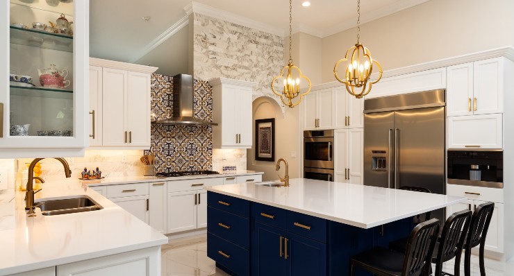 Here Are Some Kitchen Design Ideas To Make It Shiny And Glamorous! COVER
