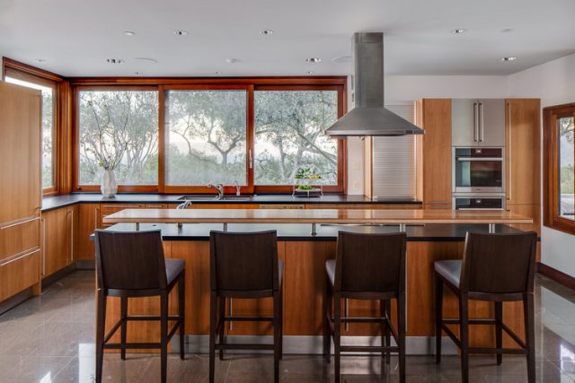 7 Modern Kitchen Decorations By Applegate Tran Interiors_1